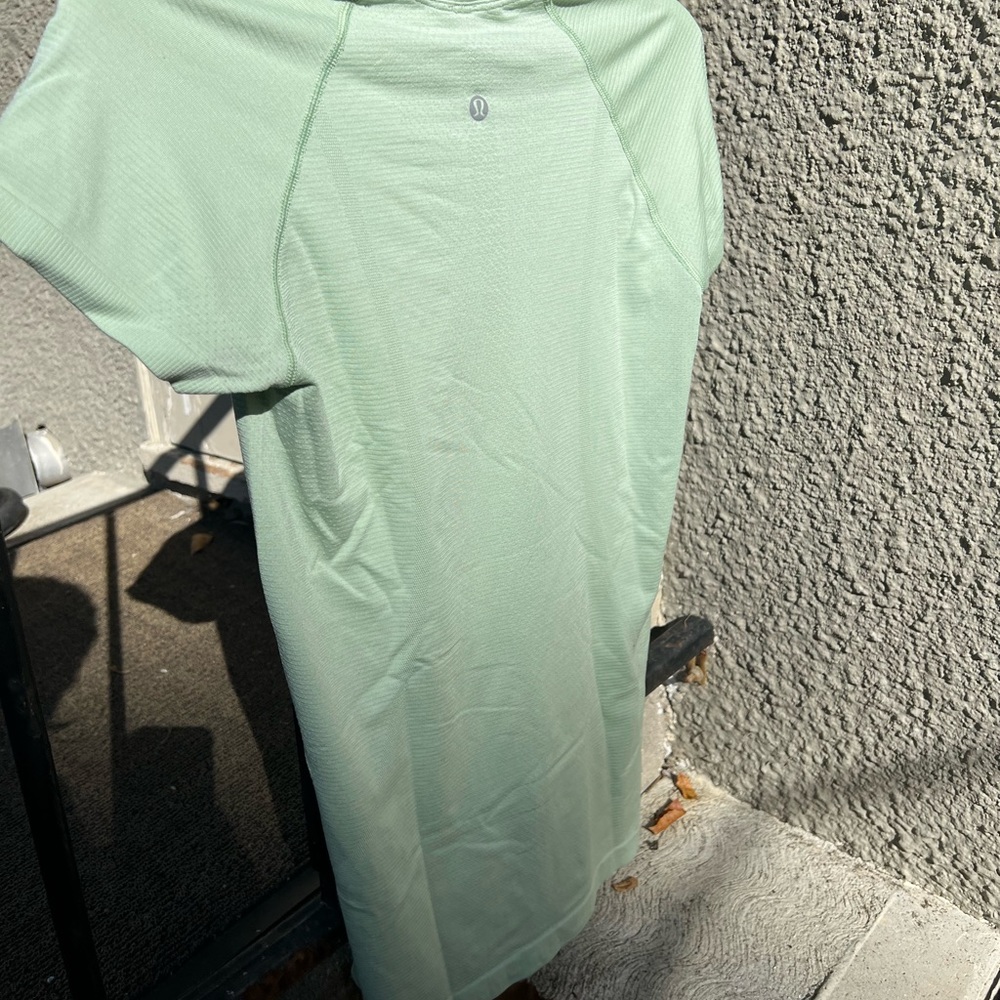 Lululemon Swiftly Tee - image 4